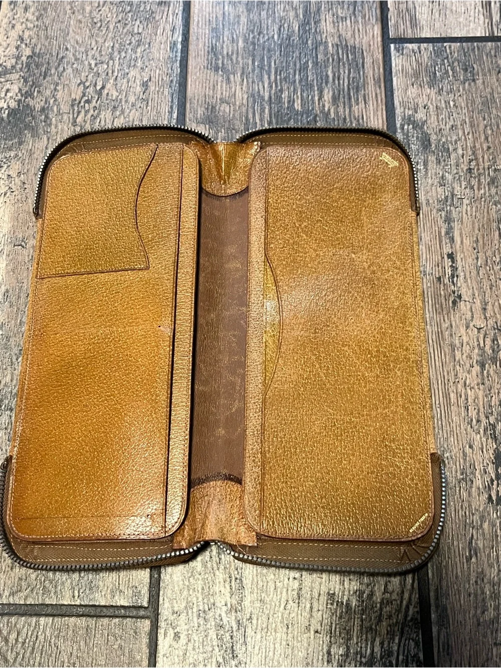 Leather Zip Travel Wallet - Tan
